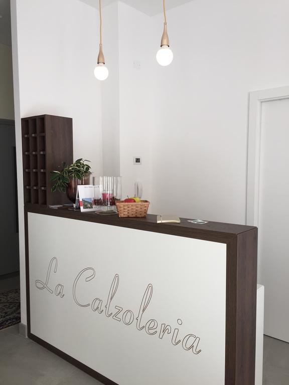 R&B La Calzoleria Hotel โมรี ภายนอก รูปภาพ